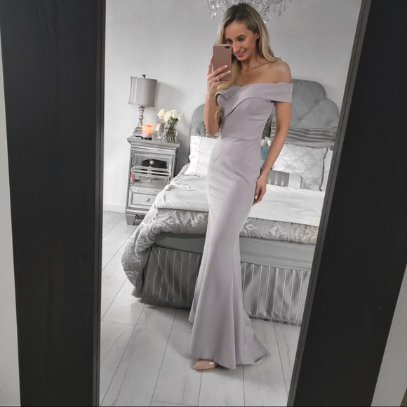 Off-The Shoulders V Neck Long Formal/Prom Dress - Picture 8 of 8